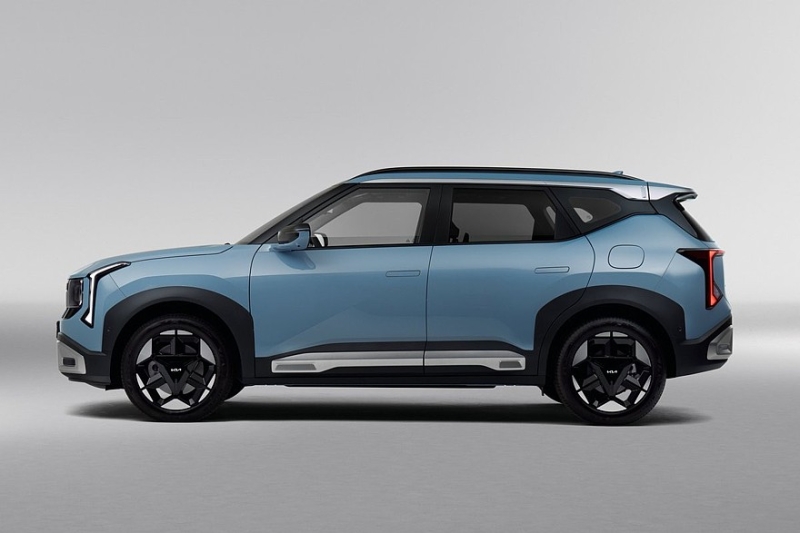 Новый Kia Seltos для Европы: «традиционный» кроссовер и гибрид, оба – с полным приводом