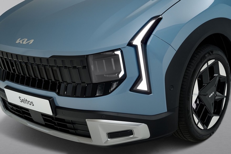 Новый Kia Seltos для Европы: «традиционный» кроссовер и гибрид, оба – с полным приводом