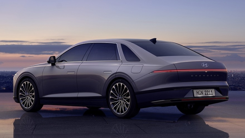 Обновлённый Hyundai Grandeur: первые изображения