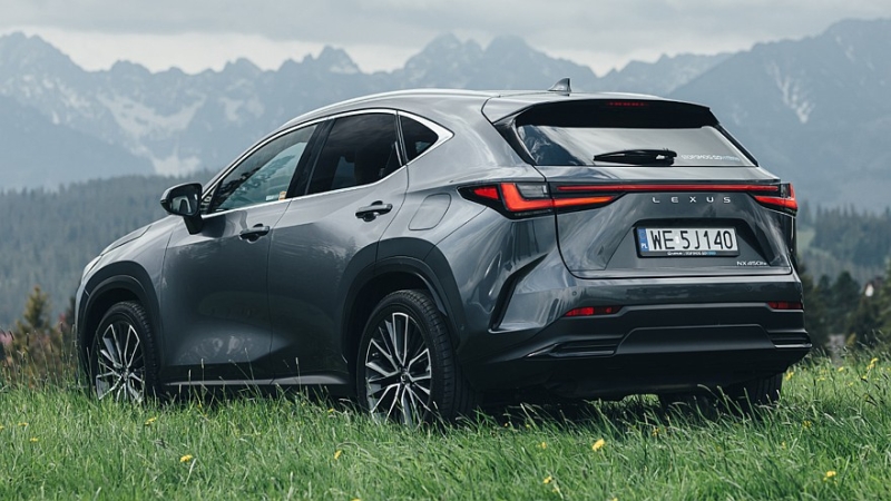 Обновлённый Lexus NX: первые изображения