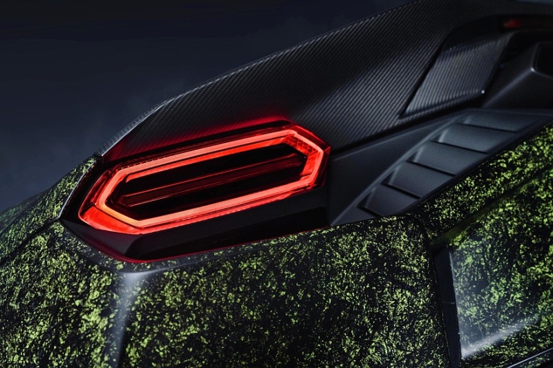 Пёстренькая роскошь: представлен уникальный Lamborghini Temerario Ad Personam