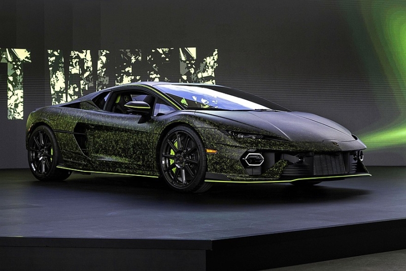 Пёстренькая роскошь: представлен уникальный Lamborghini Temerario Ad Personam