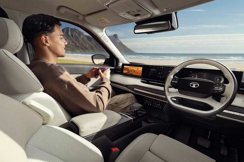 Представлен серийный кроссовер Tata Sierra: бензин или дизель, позже будет полный привод