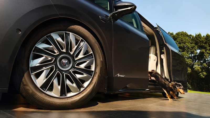 Стартовали продажи флагманского минивэна Buick Electra Encasa