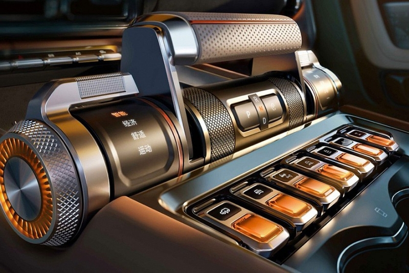 Суровый Geely Galaxy Cruiser 700 начинает карьеру с ажиотажного спроса