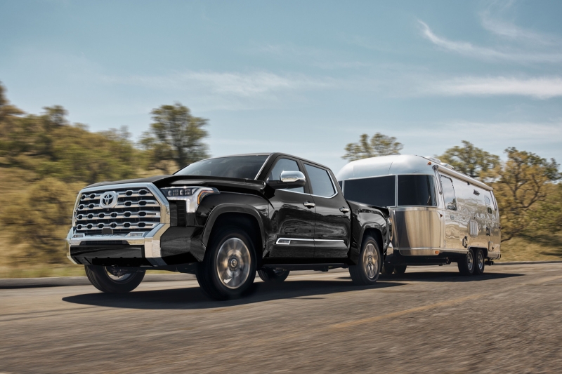 В Японии стартовали продажи Toyota Tundra и Highlander американского производства