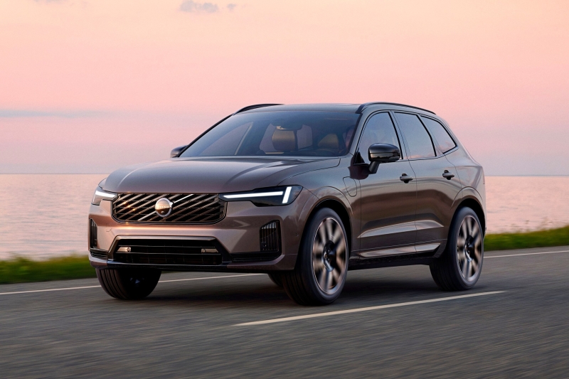 Volvo XC60: второй рестайлинг и большая батарея для гибрида. Такую же получил Volvo XC90