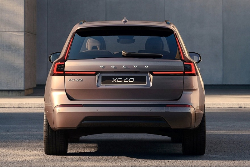 Volvo XC60: второй рестайлинг и большая батарея для гибрида. Такую же получил Volvo XC90