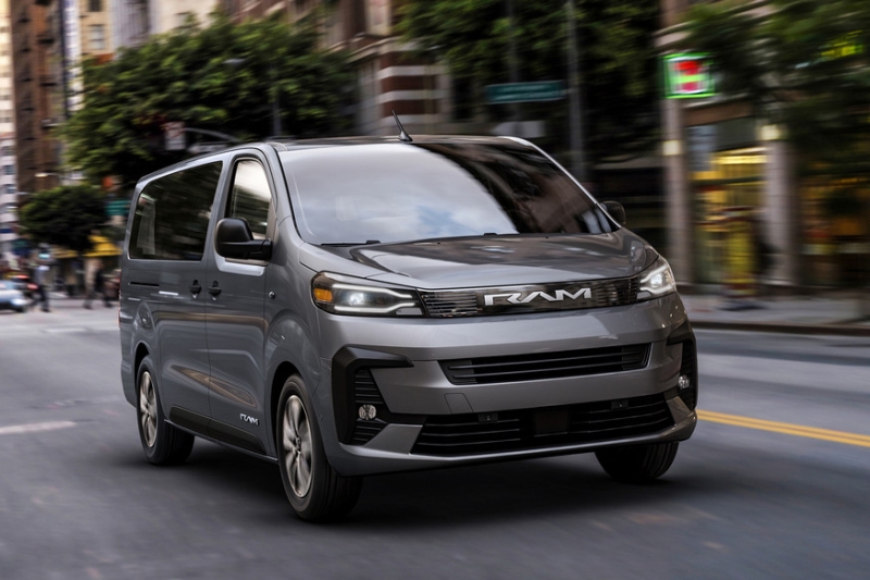 Возрождённый Ram ProMaster City: куча родственников и эксклюзивная начинка